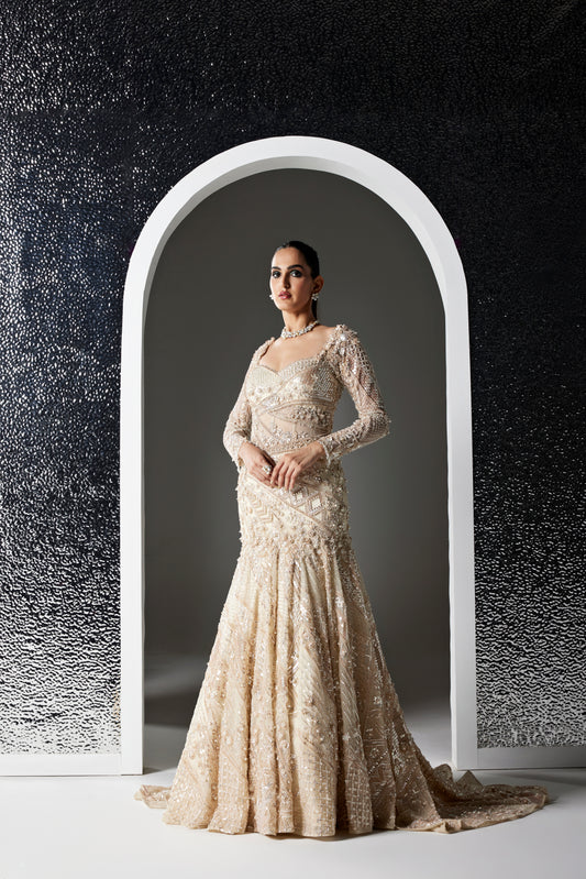 IVORY AURELLE GOWN