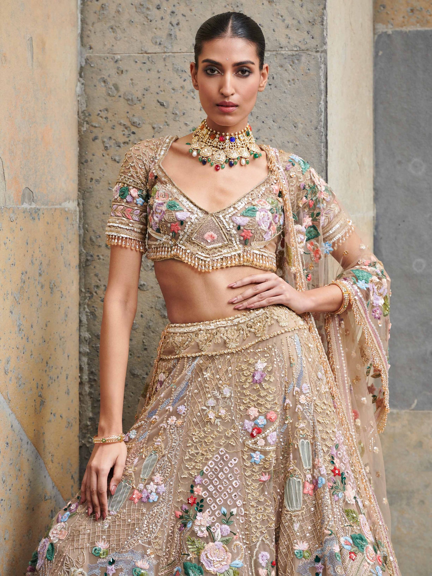 GOLD SANAAZ BRIDAL LEHENGA SET