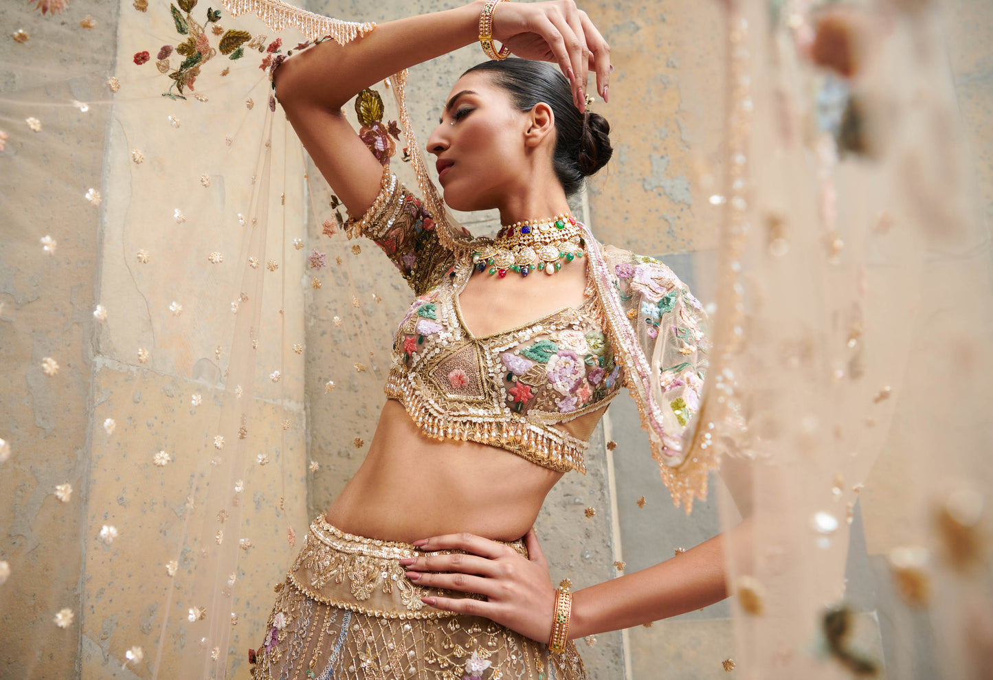 GOLD SANAAZ BRIDAL LEHENGA SET