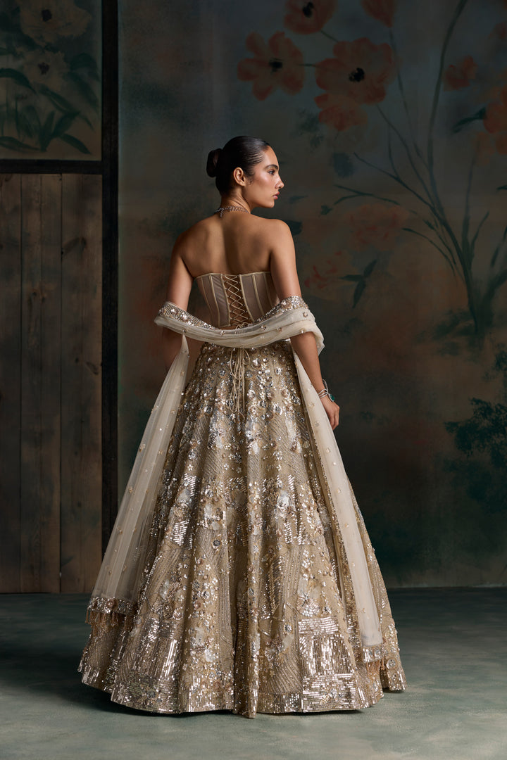 CHAMPAGNE GOLD CORSET NOVAIRE LEHENGA SET