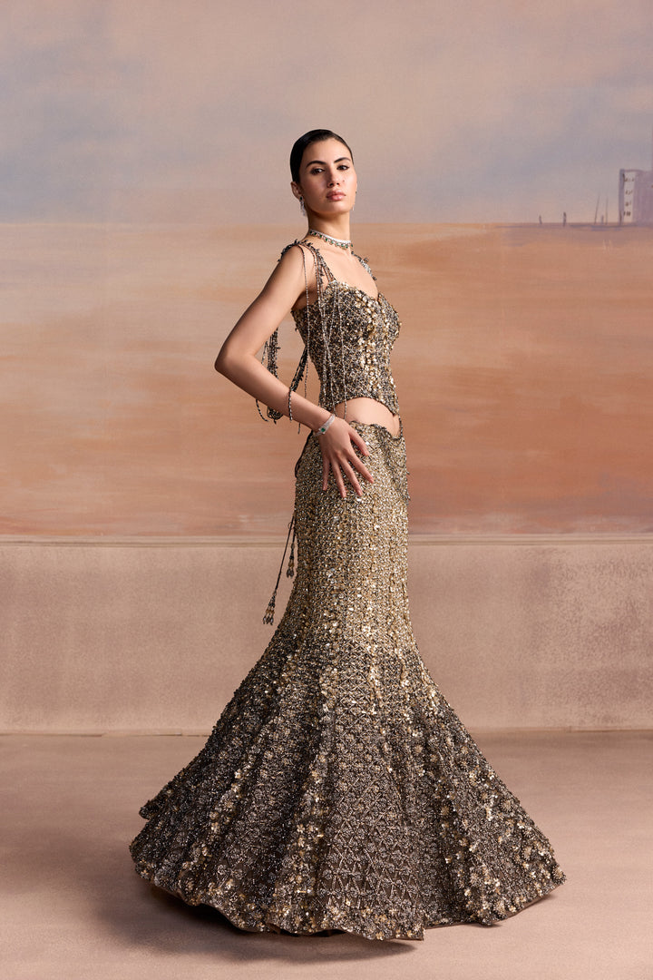 GREY GOLD FISHCUT AVIOR LEHENGA SET