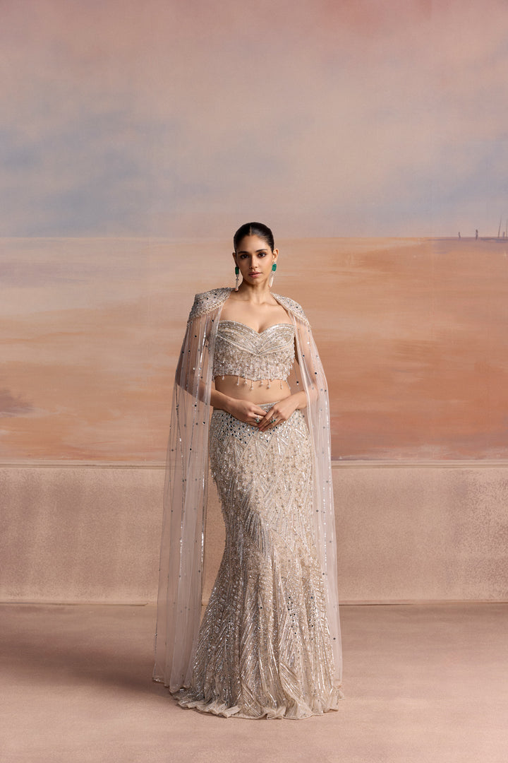 SILVER FISHCUT VESPER LEHENGA SET