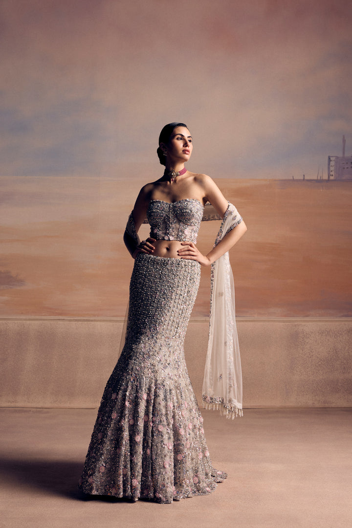 SILVER PINK FISHCUT ORIALIS LEHENGA SET