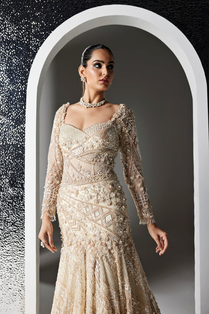 IVORY AURELLE GOWN
